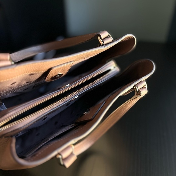 Kate Spade Luxury Bag - Picture 7 of 10